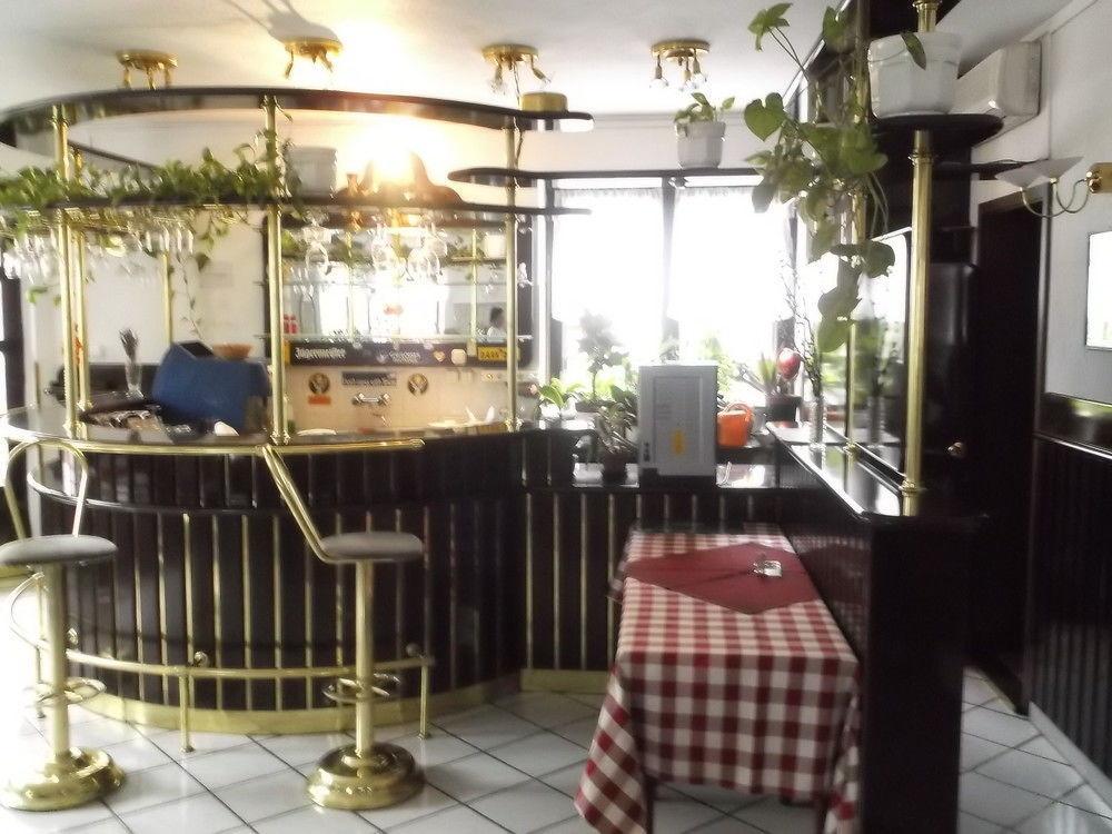 Lucky Hotel Budapest Eksteriør billede