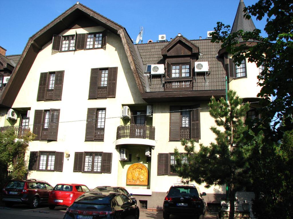 Lucky Hotel Budapest Eksteriør billede