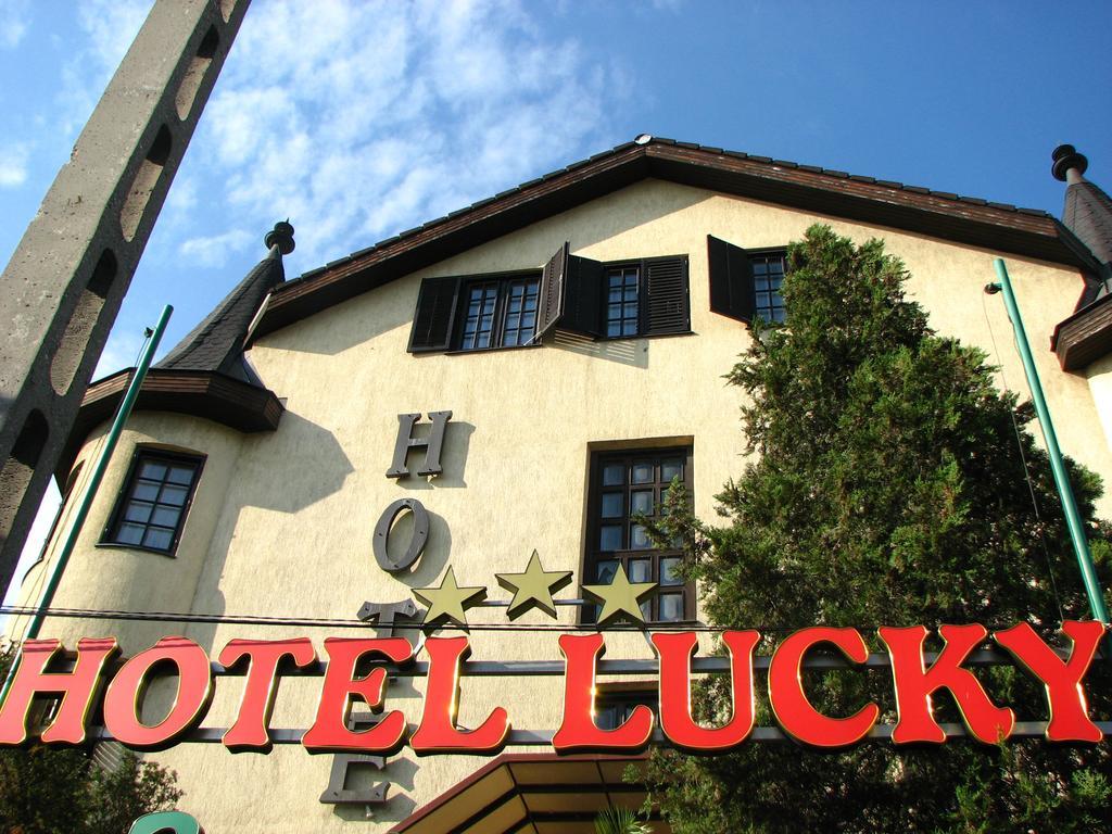 Lucky Hotel Budapest Eksteriør billede